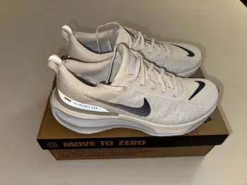 Used Nike ZoomX Invincible Run 3 Running Shoes