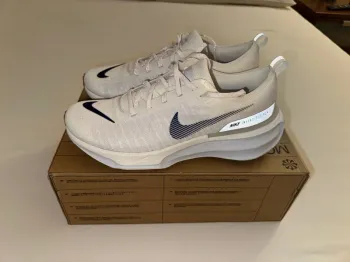 Gebrauchtes Nike ZoomX Invincible Run 3 bike — Bild 2 von 10