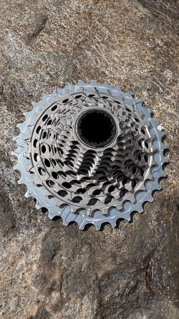 Brugt Sram RED XG-1290 12 speed cassette 10-33T Drivetrain & Pedals