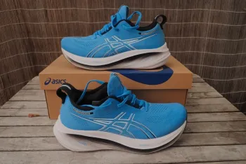 Used Asics Gel Nimbus 26 bike — image 7 of 13