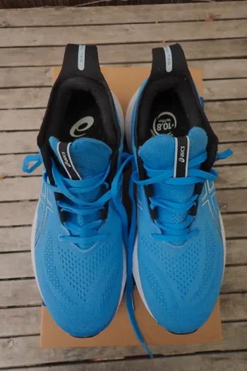 Used Asics Gel Nimbus 26 bike — image 2 of 13
