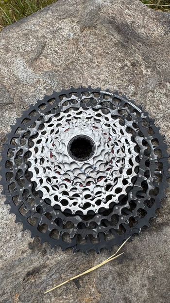 Used Sram GX Eagle Transmission T- type XS-1275 12-speed Cassette 10-52 Drivetrain & Pedals