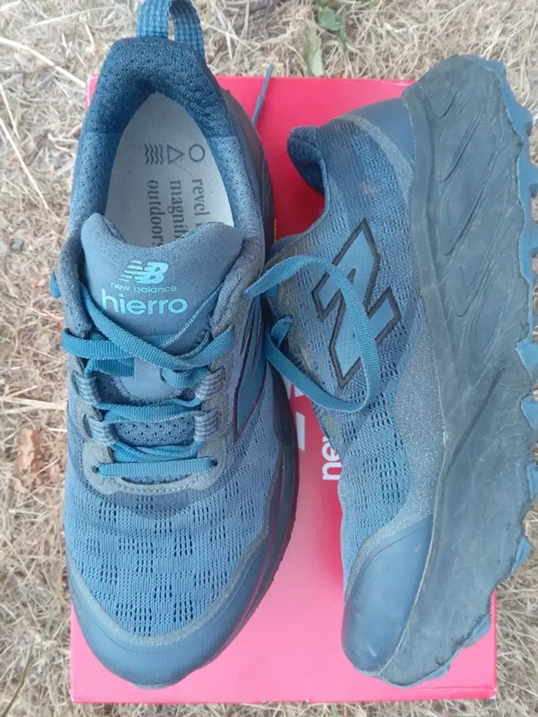 Used New Balance Hierro v9 bike — image 5 of 10