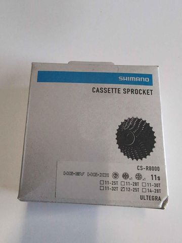 Shimano Cassette Shimano CS-R8000 ultegra Drivetrain & Pedals d'occasion