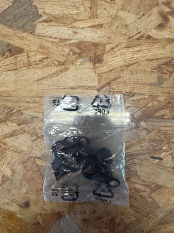 Używany Shimano SPD Cleats Drivetrain & Pedals