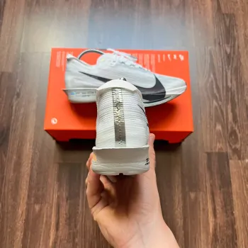 Brugt Nike ZoomX Streakfly 2 bike — billede 5 af 10
