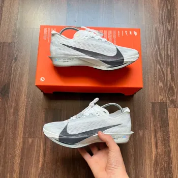 Brugt Nike ZoomX Streakfly 2 bike — billede 2 af 10