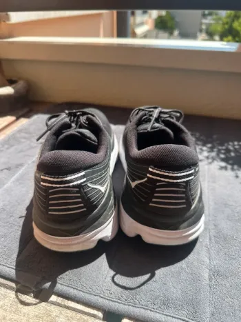 Używany Hoka Running Shoes bike — zdjęcie 3 z 4