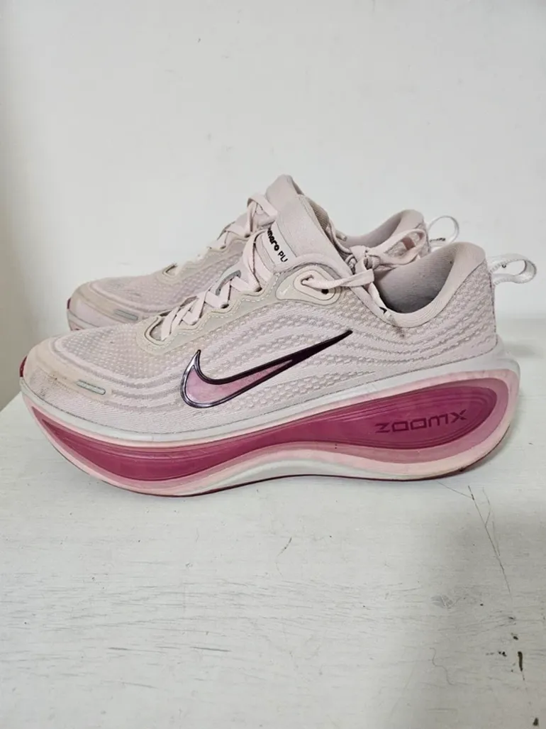 Used Nike Vomero Plus bike — image 3 of 10