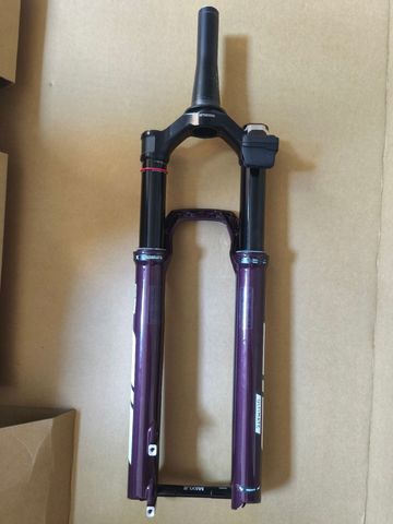 Gebrauchtes RockShox SID Ultimate Flight Attendant 2026 bike — Bild 3 von 9