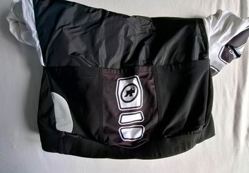 Used Assos iJ.shaq.6 UNO bike — image 2 of 10