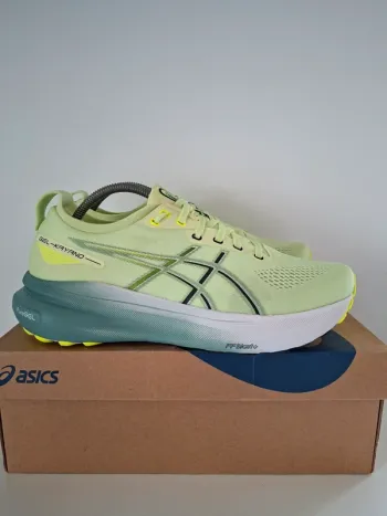 Used Asics Gel Kayano 31 bike — image 3 of 13