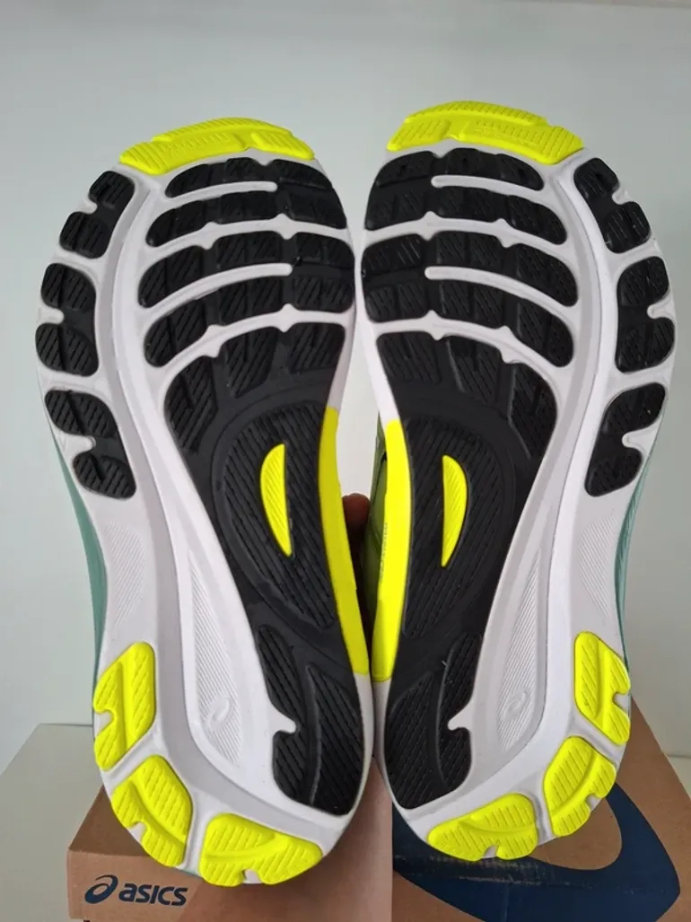 Used Asics Gel Kayano 31 bike — image 12 of 13