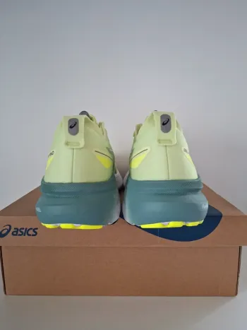 Used Asics Gel Kayano 31 bike — image 10 of 13