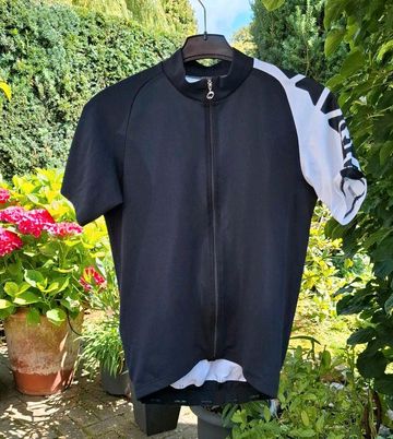 Used Assos Mangusta S7 bike — image 1 of 9