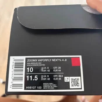 Used Nike ZoomX Vaporfly Next% 4 bike — image 6 of 6