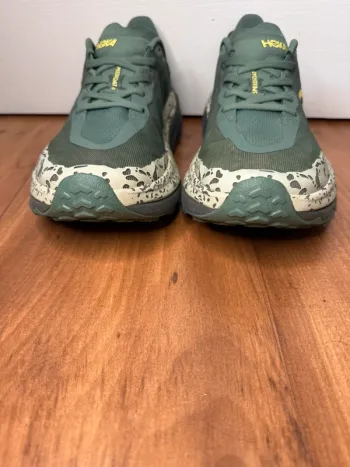 Hoka Speedgoat 6 bike d'occasion — image 4 sur 11