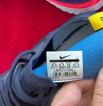 Used Nike Epic React Flyknit bike — image 5 of 7