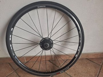 Used Shimano R500 Wheels bike — image 2 of 3
