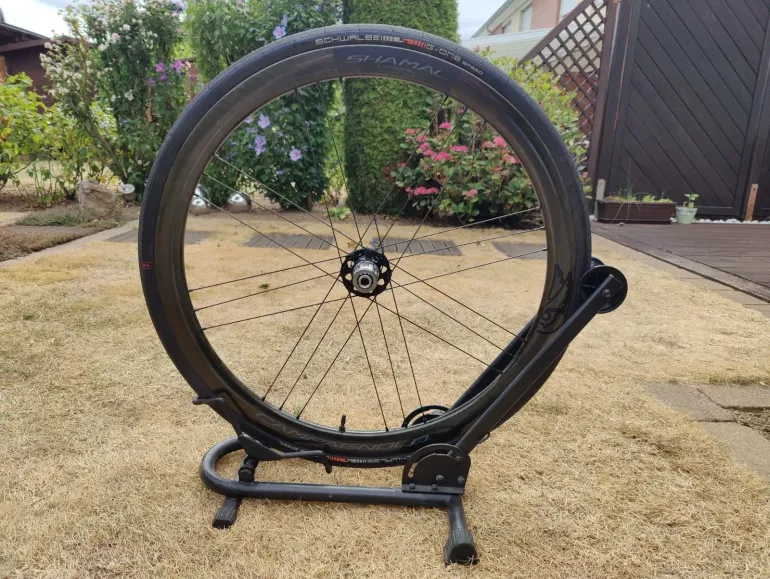 Used Campagnolo Shamal C21 DB Wheelset bike — image 4 of 5
