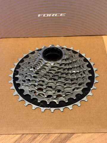 Sram Force AXS XG-1270 E1 10-33t 12s 2026 Drivetrain & Pedals d'occasion