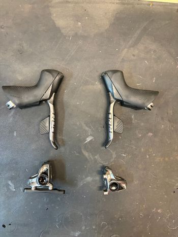 Used Sram Red D1 AXS Shifterset Drivetrain & Pedals