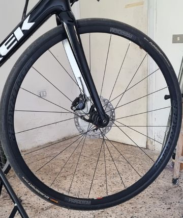 Used Bontrager Paradigm Wheels bike — image 3 of 4