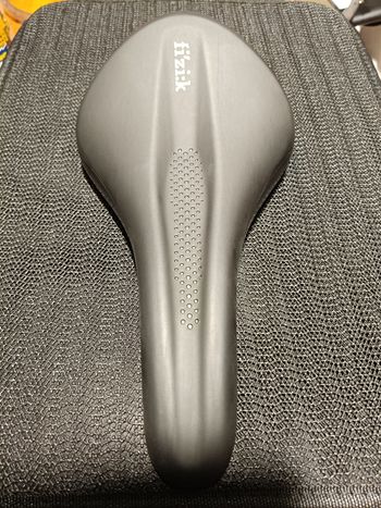 Fizik Aliante R5 Saddle Saddles & Seatposts usato