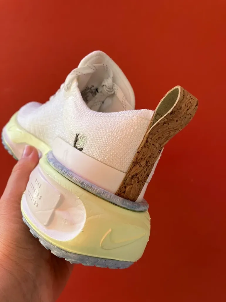 Używany Nike ZOOMX Invincible Run FK 3 bike — zdjęcie 4 z 10