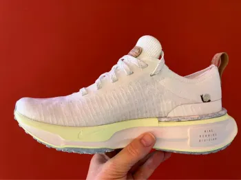 Używany Nike ZOOMX Invincible Run FK 3 bike — zdjęcie 3 z 10
