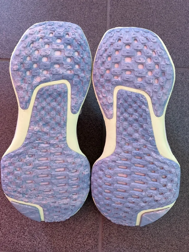 Używany Nike ZOOMX Invincible Run FK 3 bike — zdjęcie 8 z 10