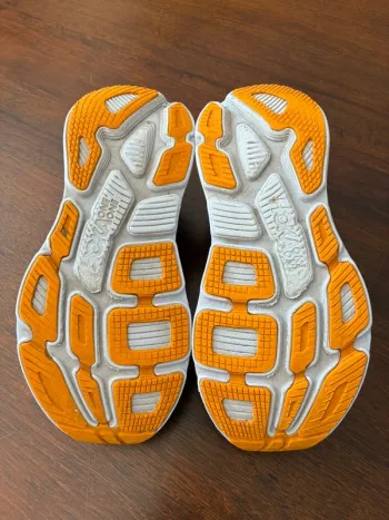 Used Hoka Bondi 7 bike — image 4 of 5