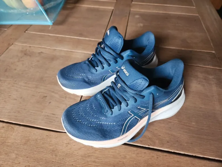 Käytetty Asics Gel Kinjo bike — kuva 3 / 4