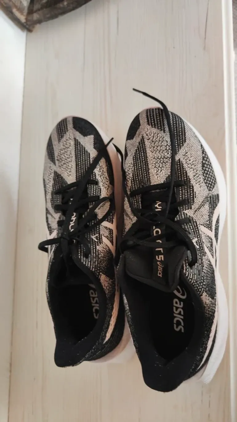 Used Asics Dynablast 5 bike — image 3 of 8
