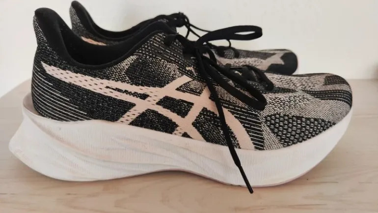 Used Asics Dynablast 5 bike — image 4 of 8