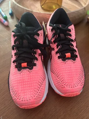Tweedehands Asics Running Shoes 37 bike — afbeelding 4 van 4