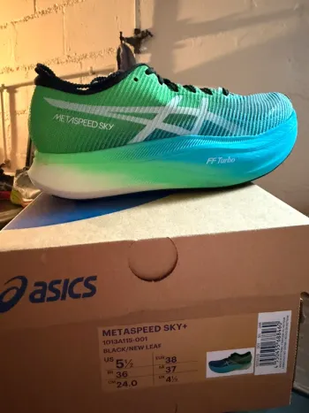 Used Asics Meta Speed Sky Running Shoes