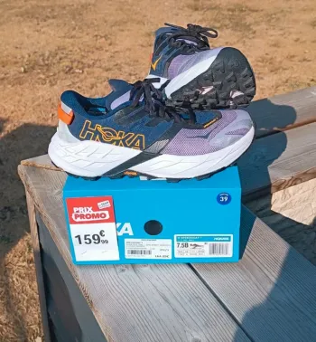Brugt Le Col Speedgoat 7 Running Shoes