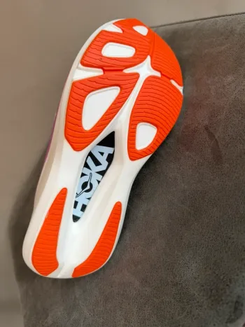 Tweedehands Hoka Rocket x2 bike — afbeelding 2 van 8