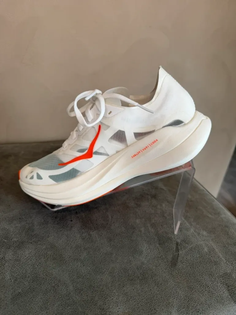 Tweedehands Hoka Rocket x2 bike — afbeelding 7 van 8
