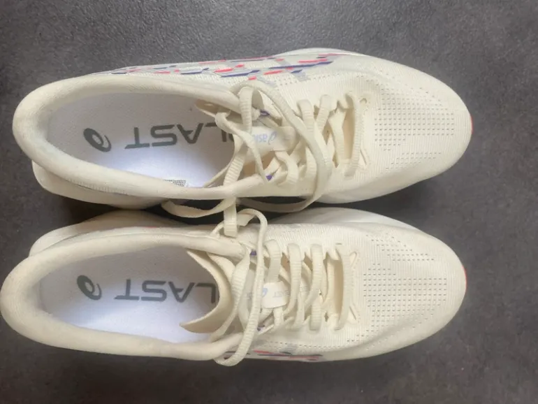 Asics Running Shoes bike d'occasion — image 2 sur 7