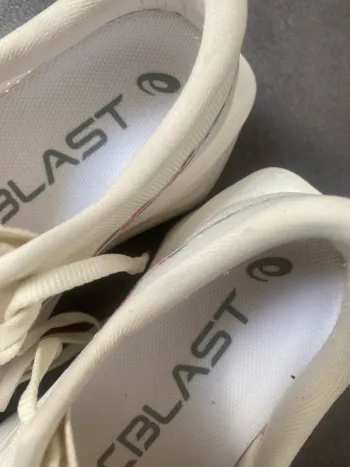 Asics Running Shoes bike d'occasion — image 4 sur 7