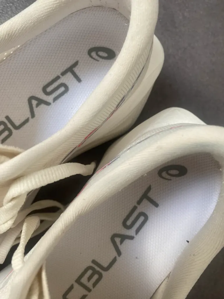 Asics Running Shoes bike d'occasion — image 4 sur 7