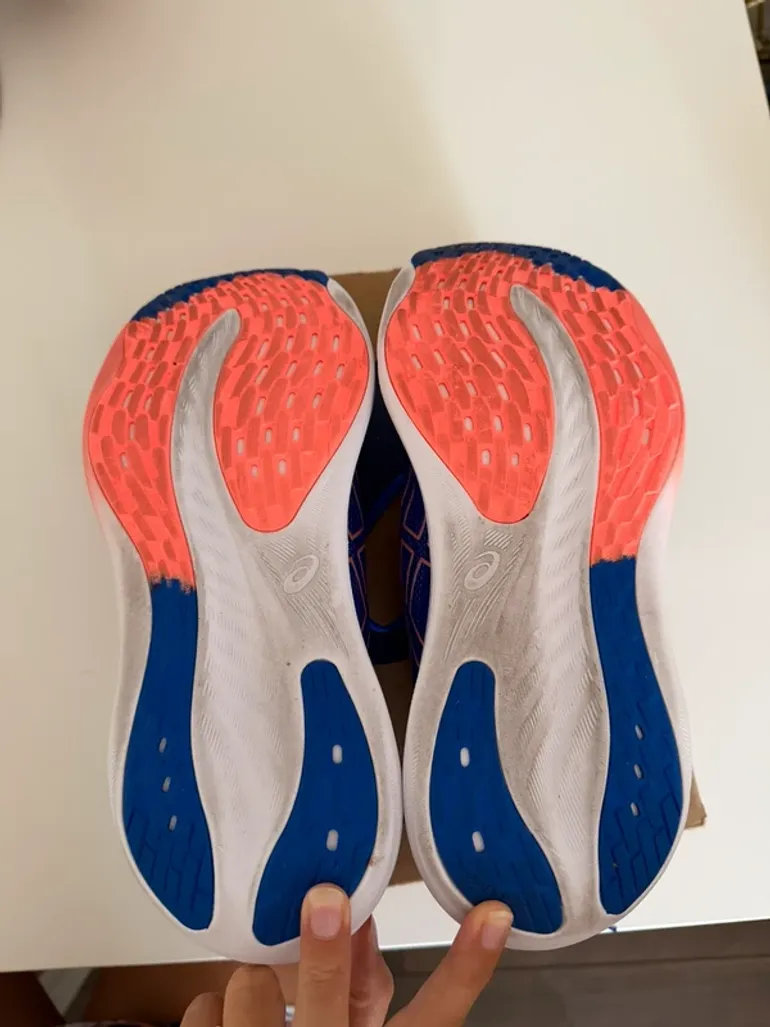 Asics Gel Saiun 3 bike d'occasion — image 8 sur 9