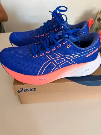 Asics Gel Saiun 3 Running Shoes d'occasion