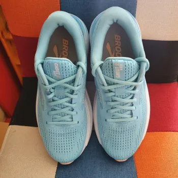 Used Brooks Ghost Max 2 Running Shoes