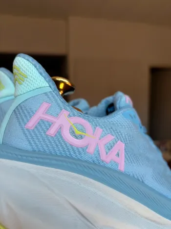 Used Hoka Clifton 9 bike — image 3 of 9