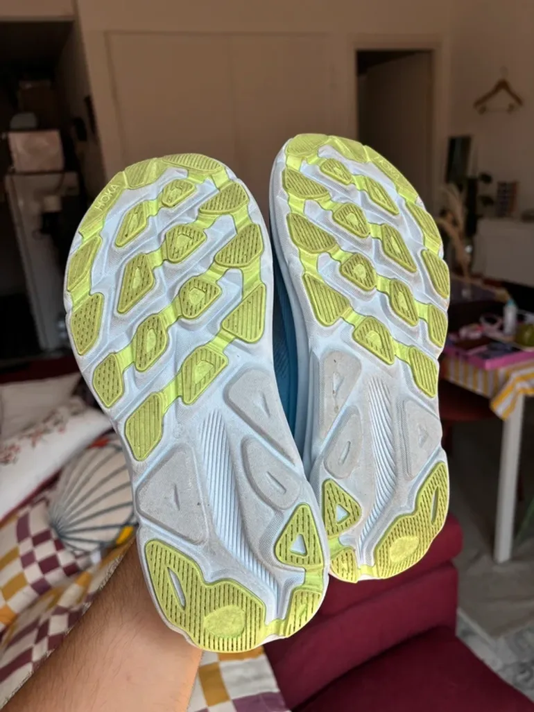 Used Hoka Clifton 9 bike — image 8 of 9