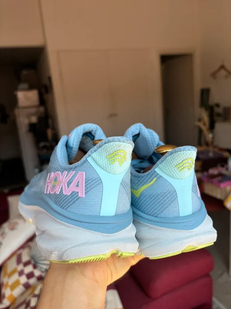 Used Hoka Clifton 9 bike — image 7 of 9