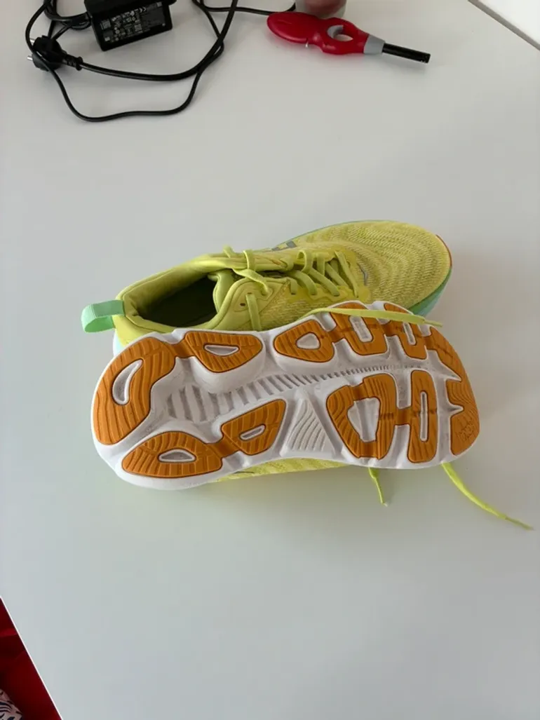 Used Hoka Gaviota 5 bike — image 3 of 5